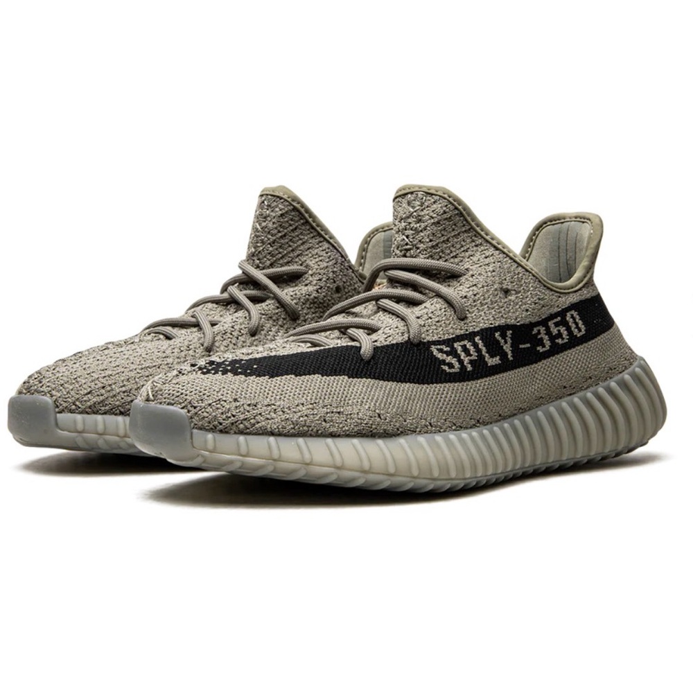 YEEZY 350 V2
"GRANITE